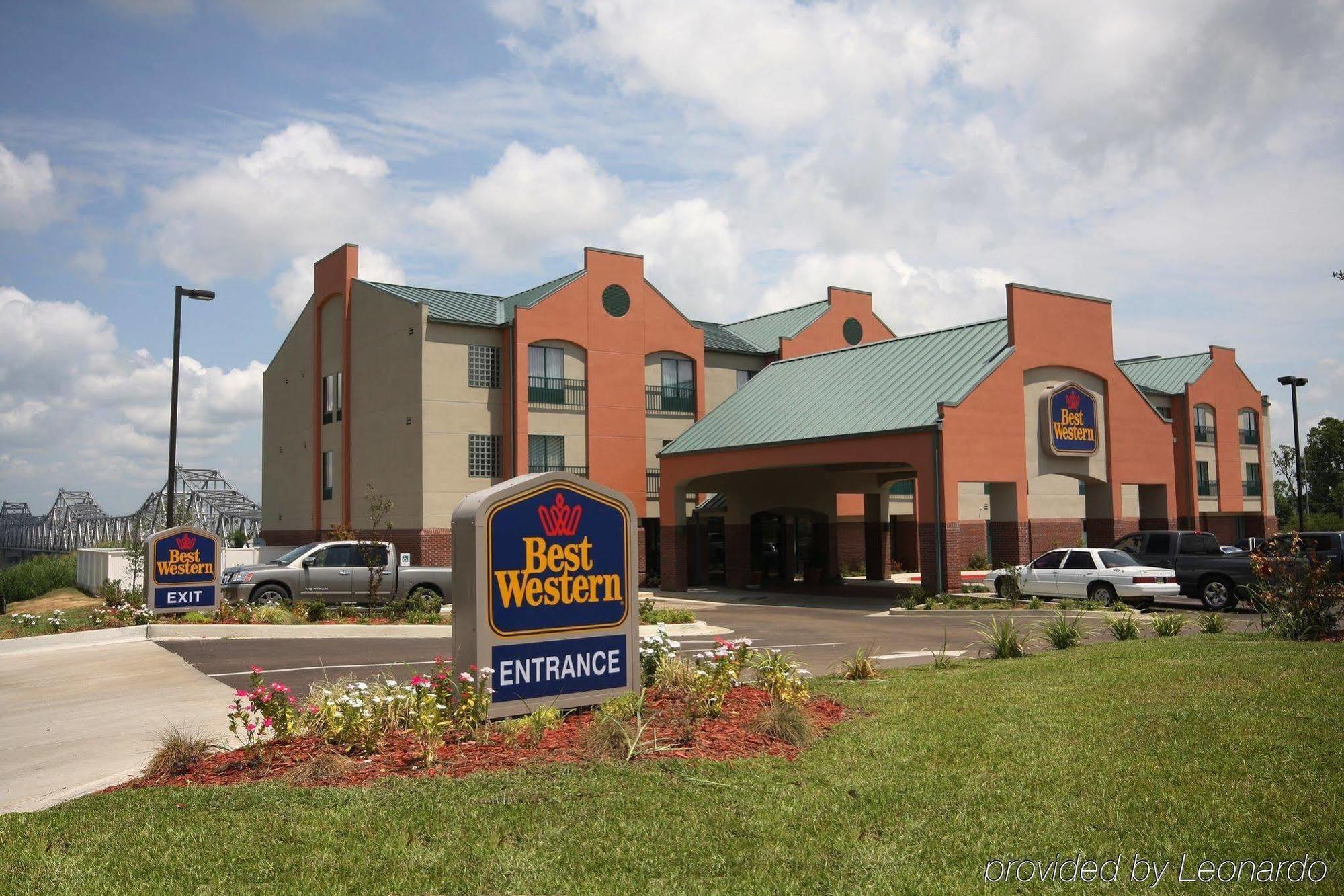 The Bridges Hotel Натчес Екстериор снимка
